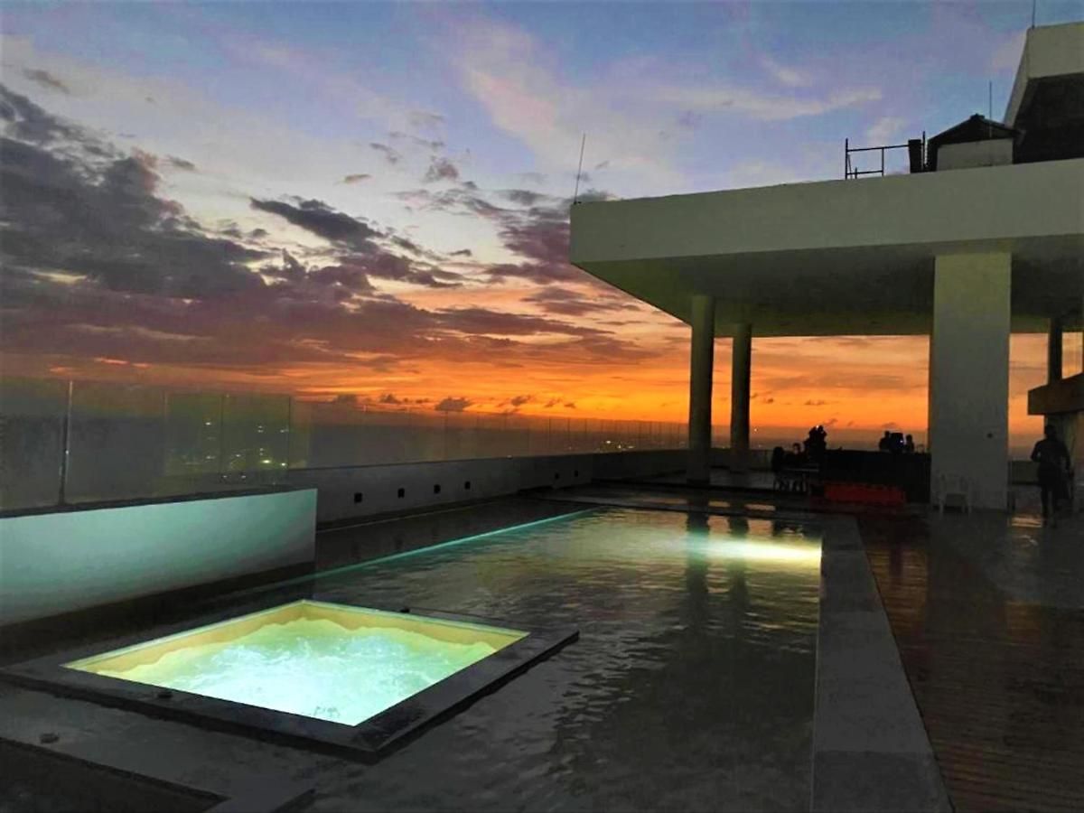 P23 Brand New High Floor, Few Blocks To Walled Steps To * Cartagena