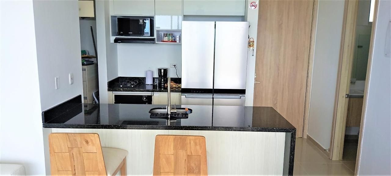P23 Brand New High Floor, Few Blocks To Walled Steps To Apartment