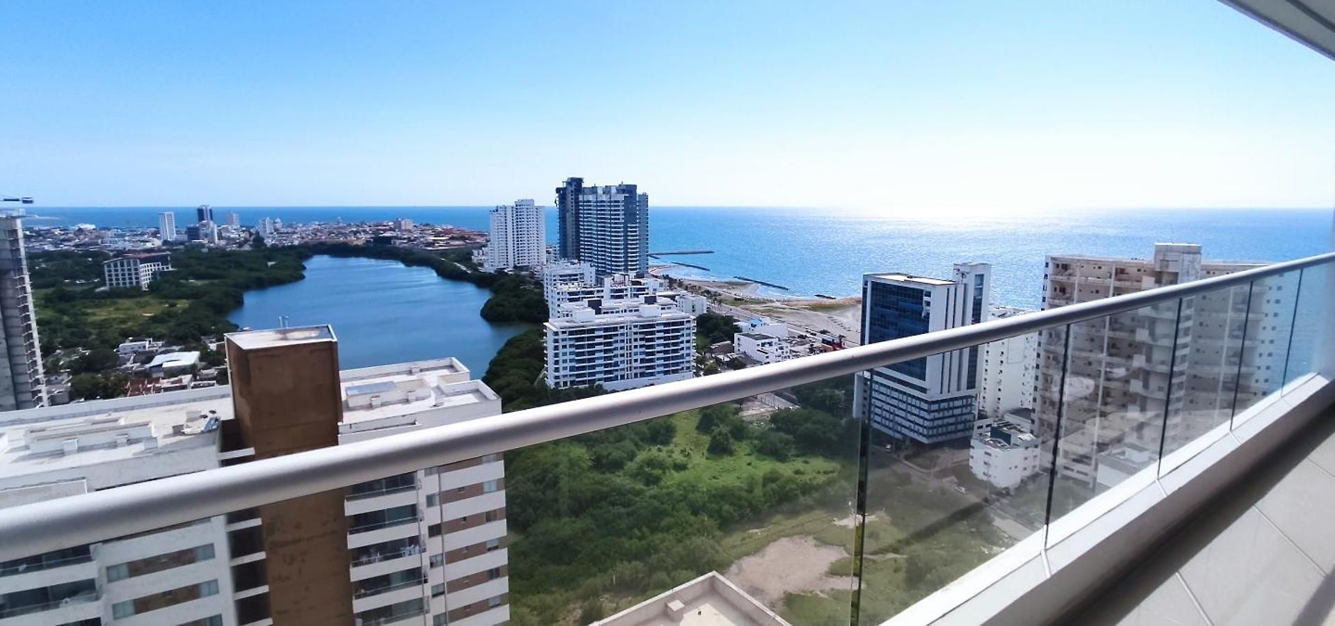 P23 Brand New High Floor, Few Blocks To Walled Steps To Cartagena
