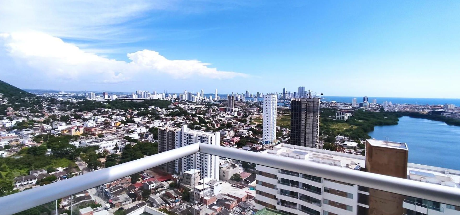 P23 Brand New High Floor, Few Blocks To Walled Steps To