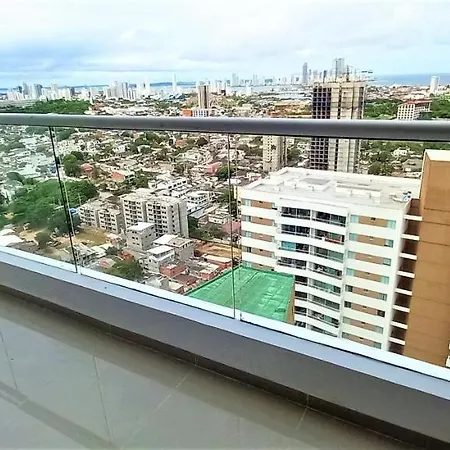 P23 Brand New High Floor, Few Blocks To Walled Steps To Apartment Cartagena