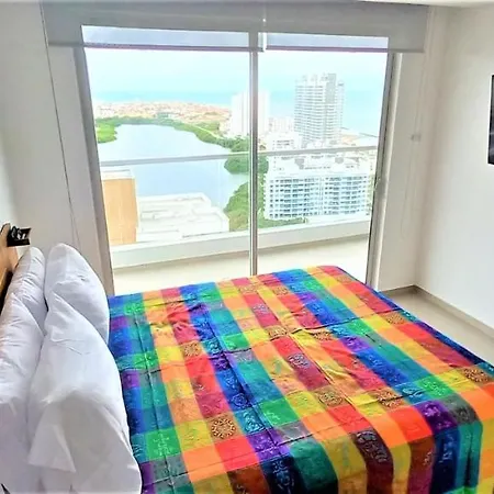 Apartment P23 Brand New High Floor, Few Blocks To Walled Steps To