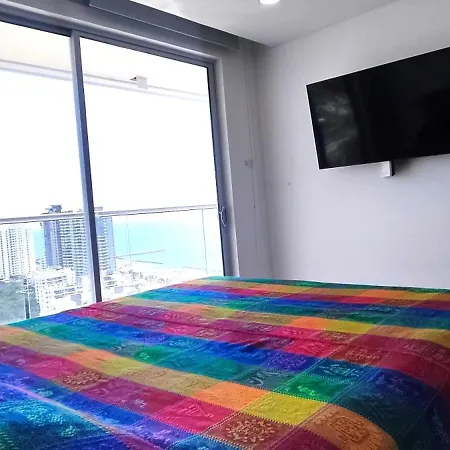P23 Brand New High Floor, Few Blocks To Walled Steps To Apartment