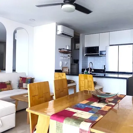 P23 Brand New High Floor, Few Blocks To Walled Steps To Apartment *