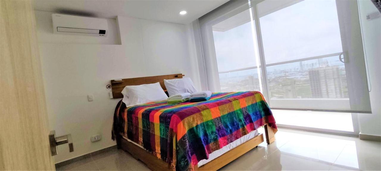 P23 Brand New High Floor, Few Blocks To Walled City Steps To Beach