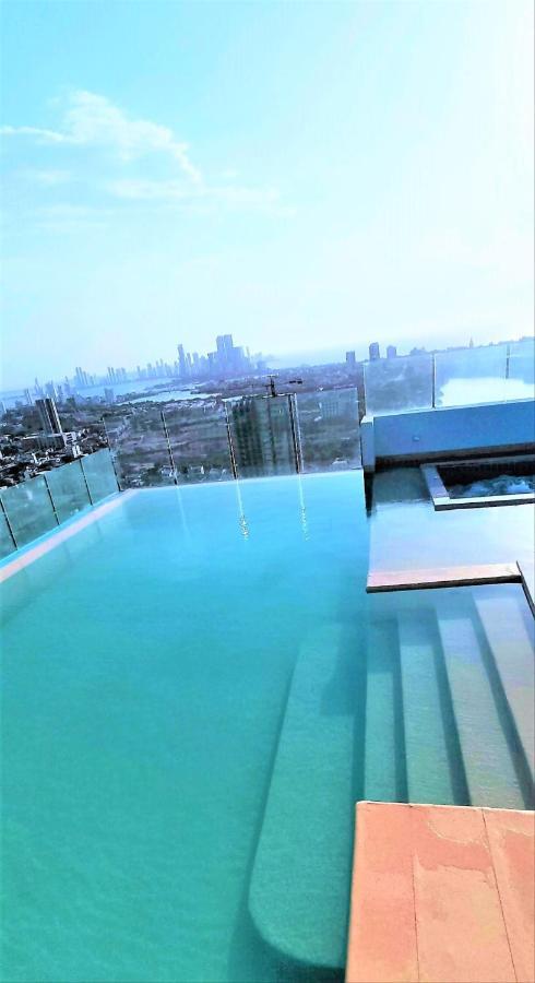 Apartamento P23 Brand New High Floor, Few Blocks To Walled City Steps To Beach