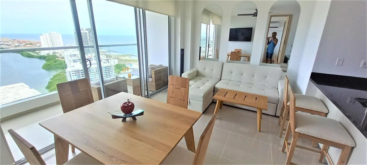 P23 Brand New High Floor, Few Blocks To Walled City Steps To Beach *