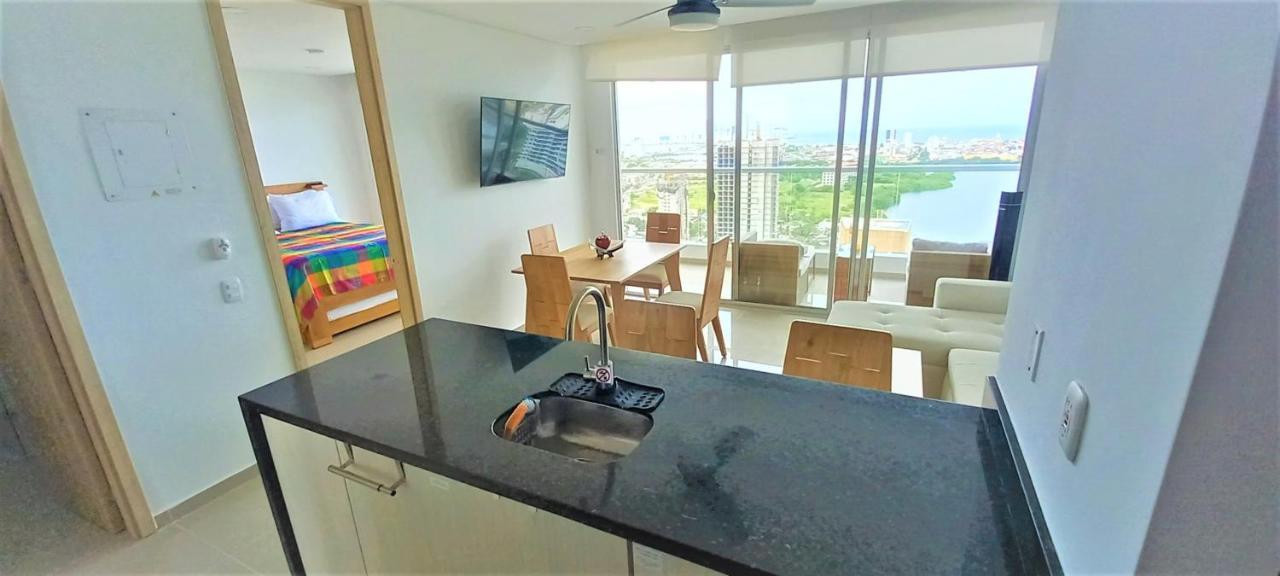 P23 Brand New High Floor, Few Blocks To Walled City Steps To Beach Apartamento *