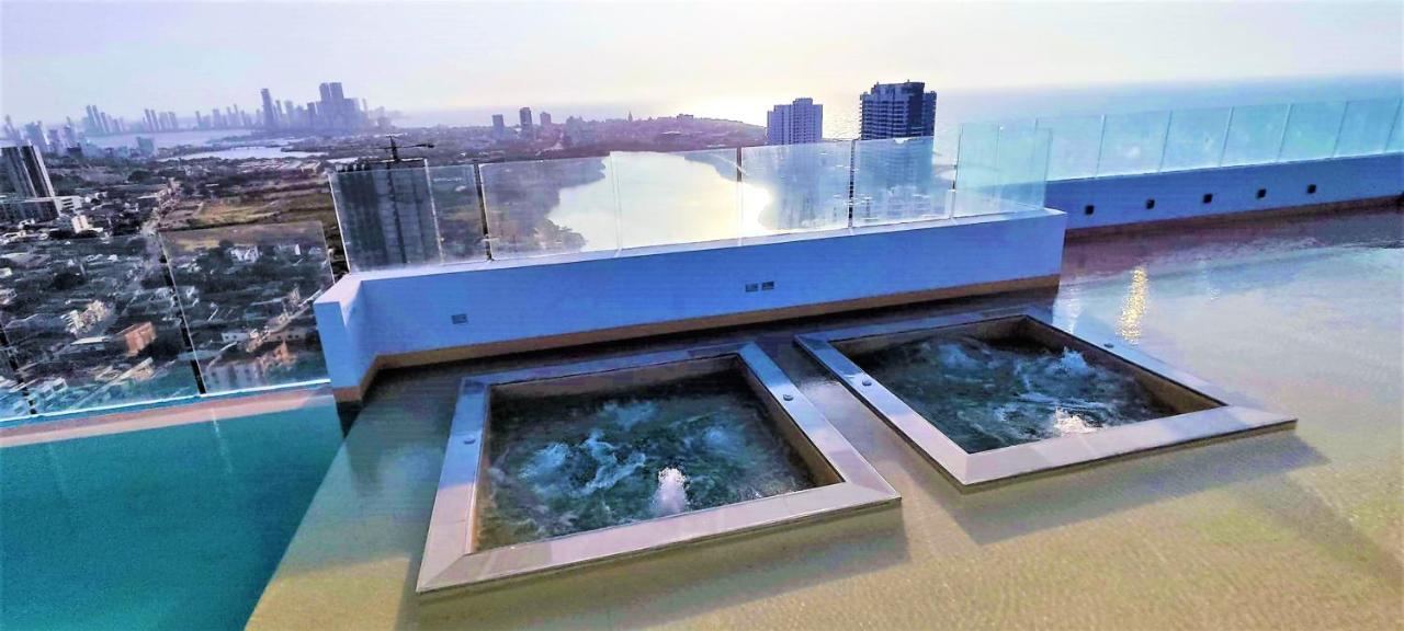P23 Brand New High Floor, Few Blocks To Walled City Steps To Beach Cartagena